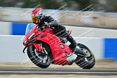 media/Apr-18-2025-TrackDaz (Fri) [[45f5874c44]]/B Group/Session 4 (Turn 6 - Outside)/